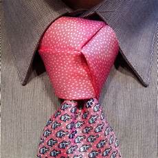 Eldredge Tie Knot
